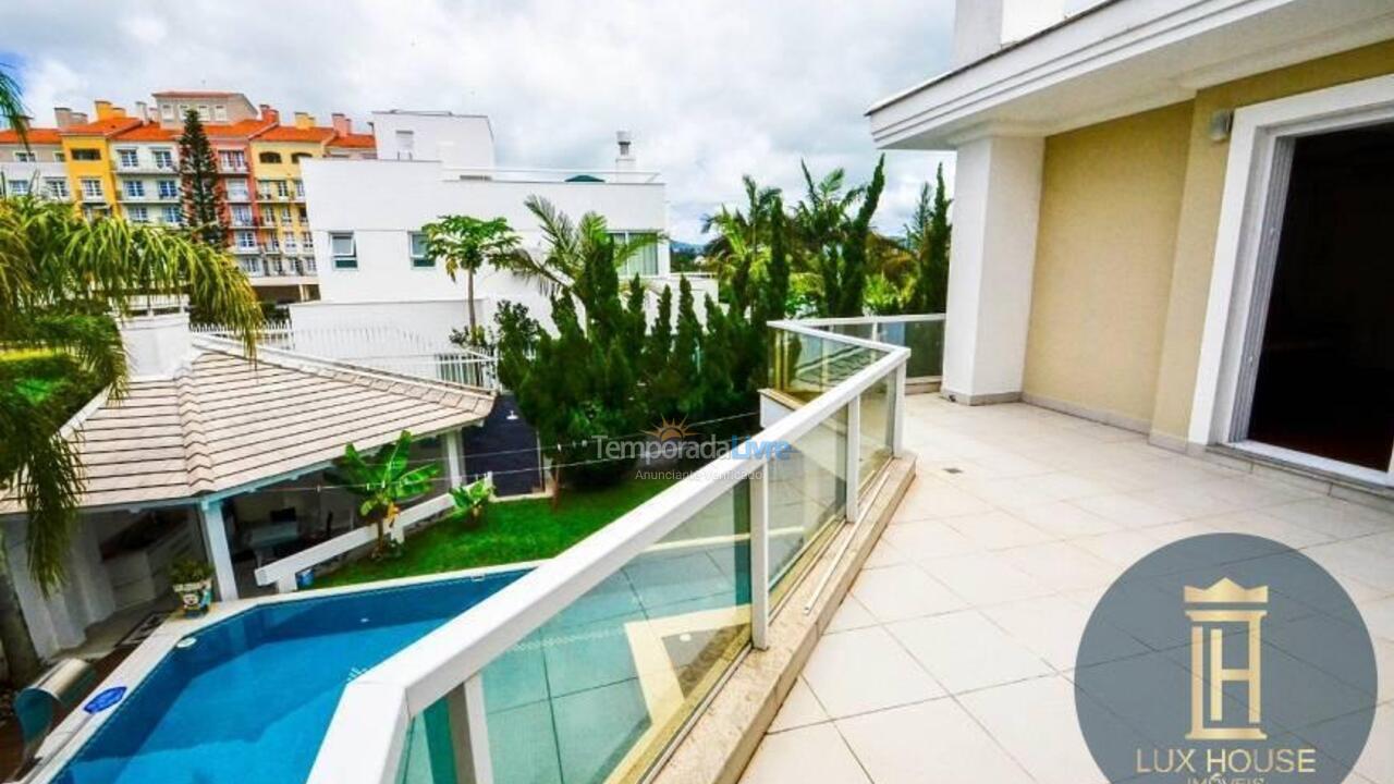 House for vacation rental in Florianopolis (Jurerê Internacional)