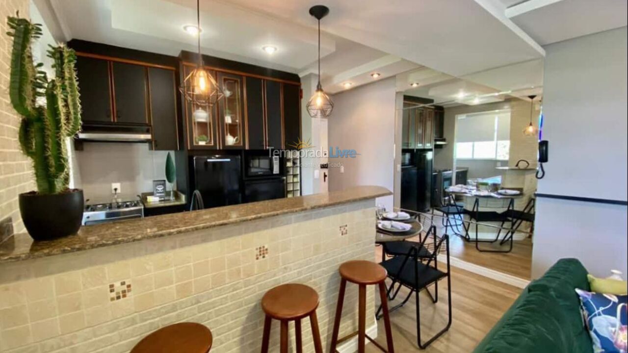 Apartamento para aluguel de temporada em Florianopolis (Praia dos Ingleses)