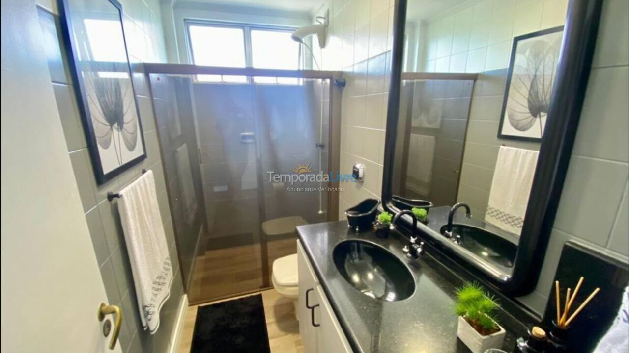 Apartamento para aluguel de temporada em Florianopolis (Praia dos Ingleses)