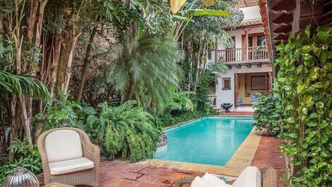 Car099 - Beautiful colonial house with swimming pool in the Historic Center