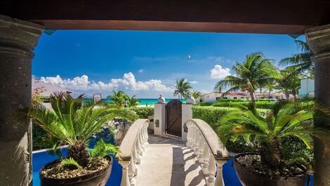 Pcr008 - Colonial house by the sea in Playa del Carmen