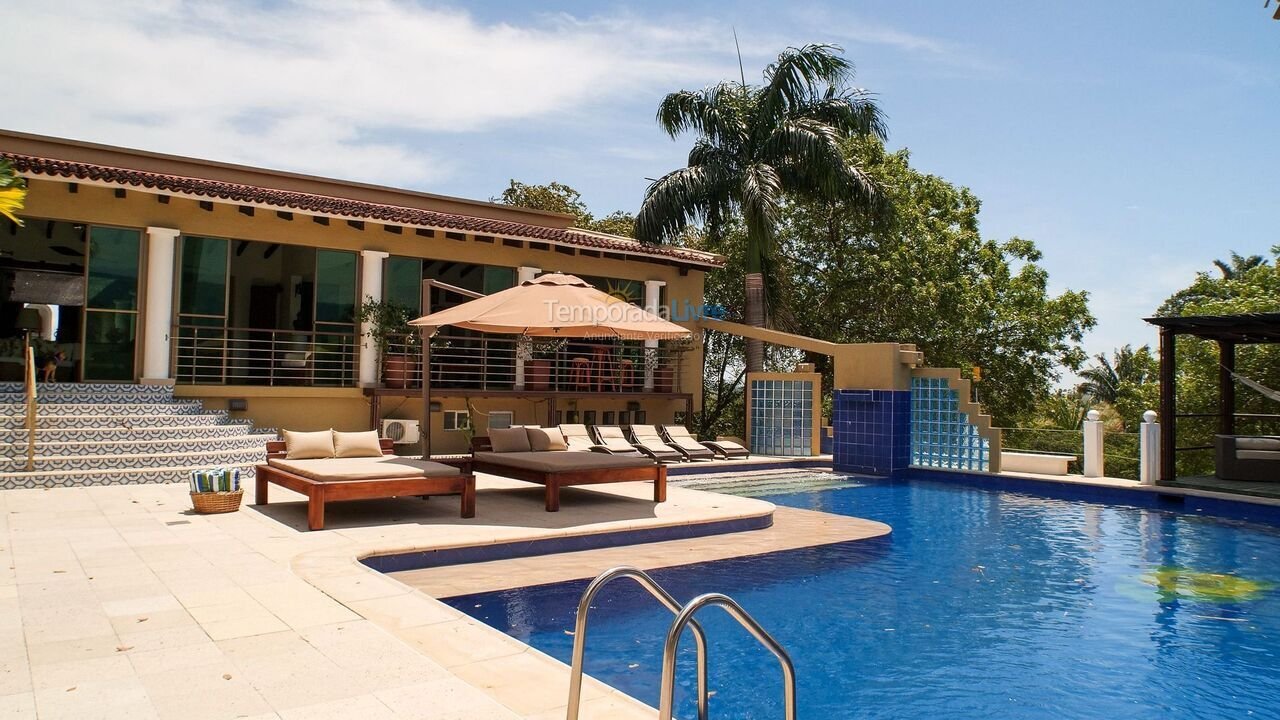 House for vacation rental in Puerto Salgar (Yerbabuena)
