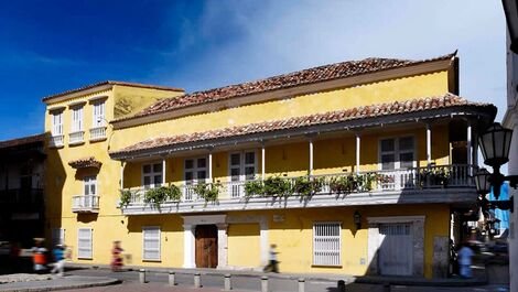 Car003 - Classic 15 bedroom villa in Cartagena