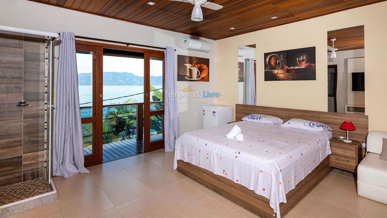 House for vacation rental in Angra dos Reis (Camorim Pequeno)