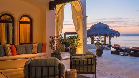 Cab021 - Magnificent villa with infinity pool in Los Cabos