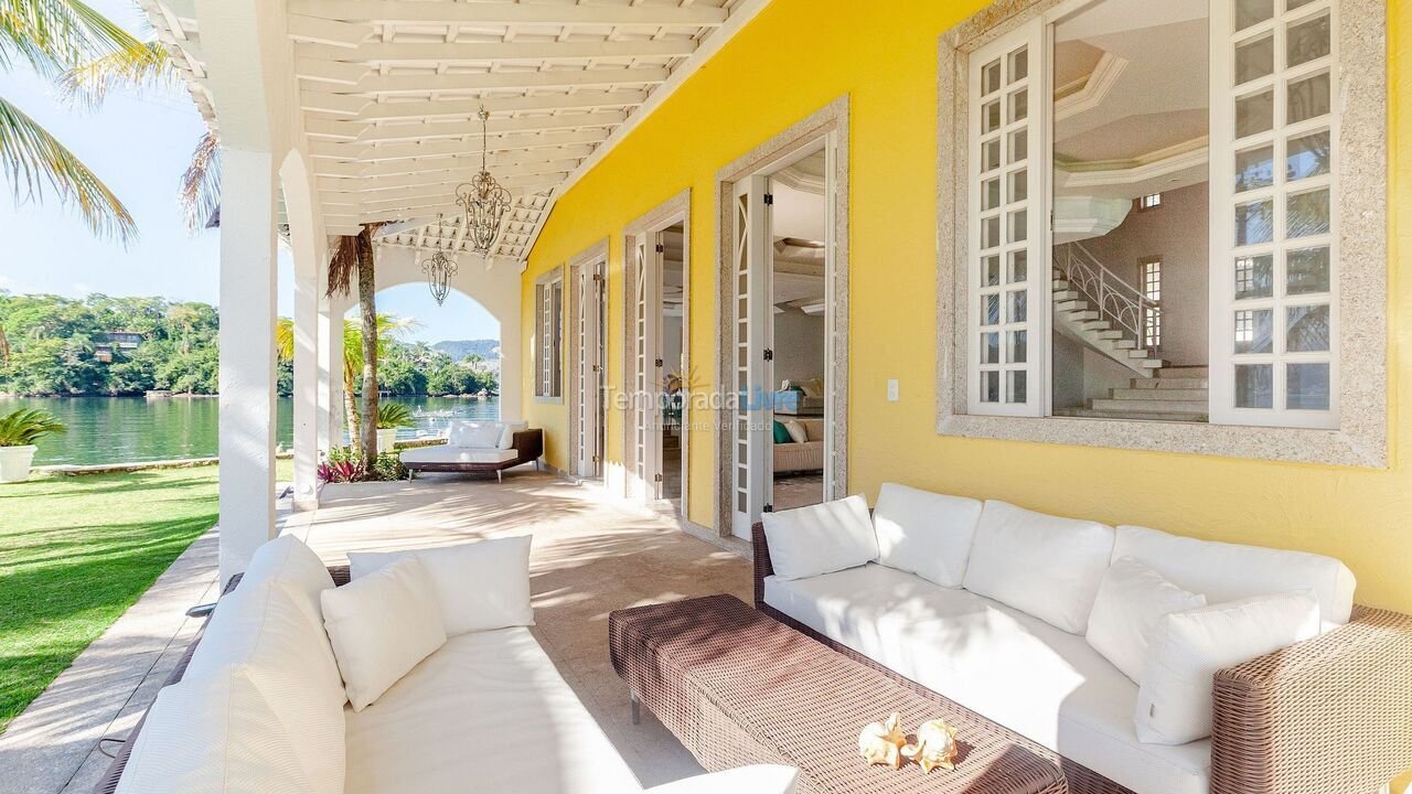 Casa para alquiler de vacaciones em Angra Dos Reis (Ilha do Cavaco)