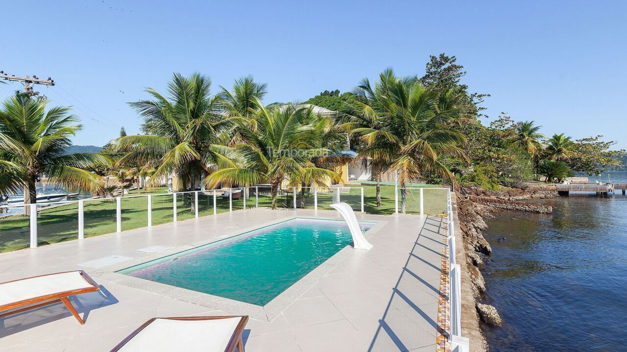 Casa para alquiler de vacaciones em Angra Dos Reis (Ilha do Cavaco)