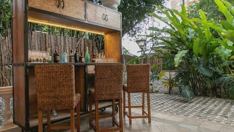 Med074 - Stylish Mansion with Jacuzzi in Poblado, Medellin