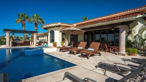 Cab005 - Hermosa Villa con piscina en Los Cabos