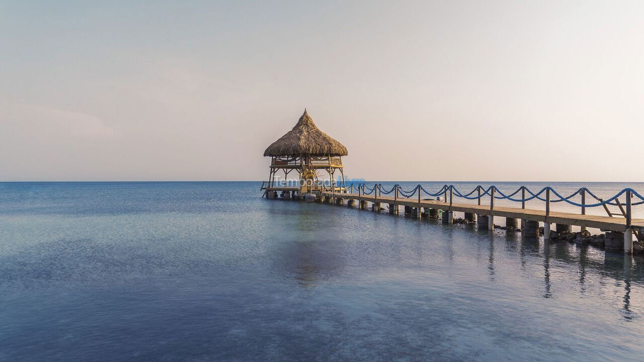 Casa para alquiler de vacaciones em Cartagena de Indias (Islas de San Bernardo)