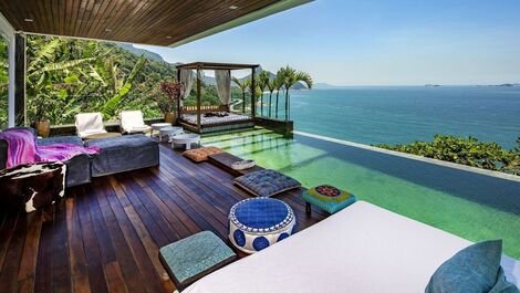 Rio033 - Beautiful luxury mansion with pool in Joa