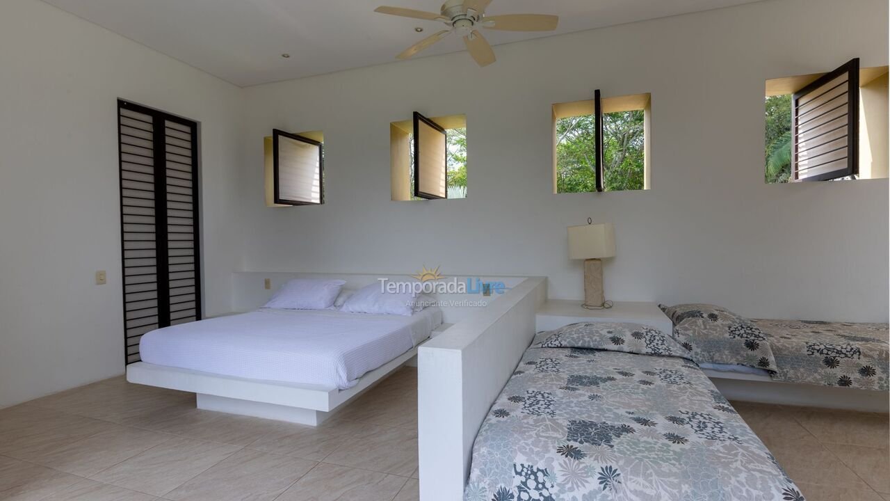House for vacation rental in Anapoima (Mesa de Yeguas Country Club)
