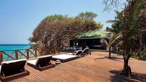 Car039 - Magnificent 6 bedroom house on the Rosario Islands