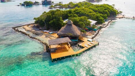 Car086 - Private island with 4 chalets in the Rosario Islands