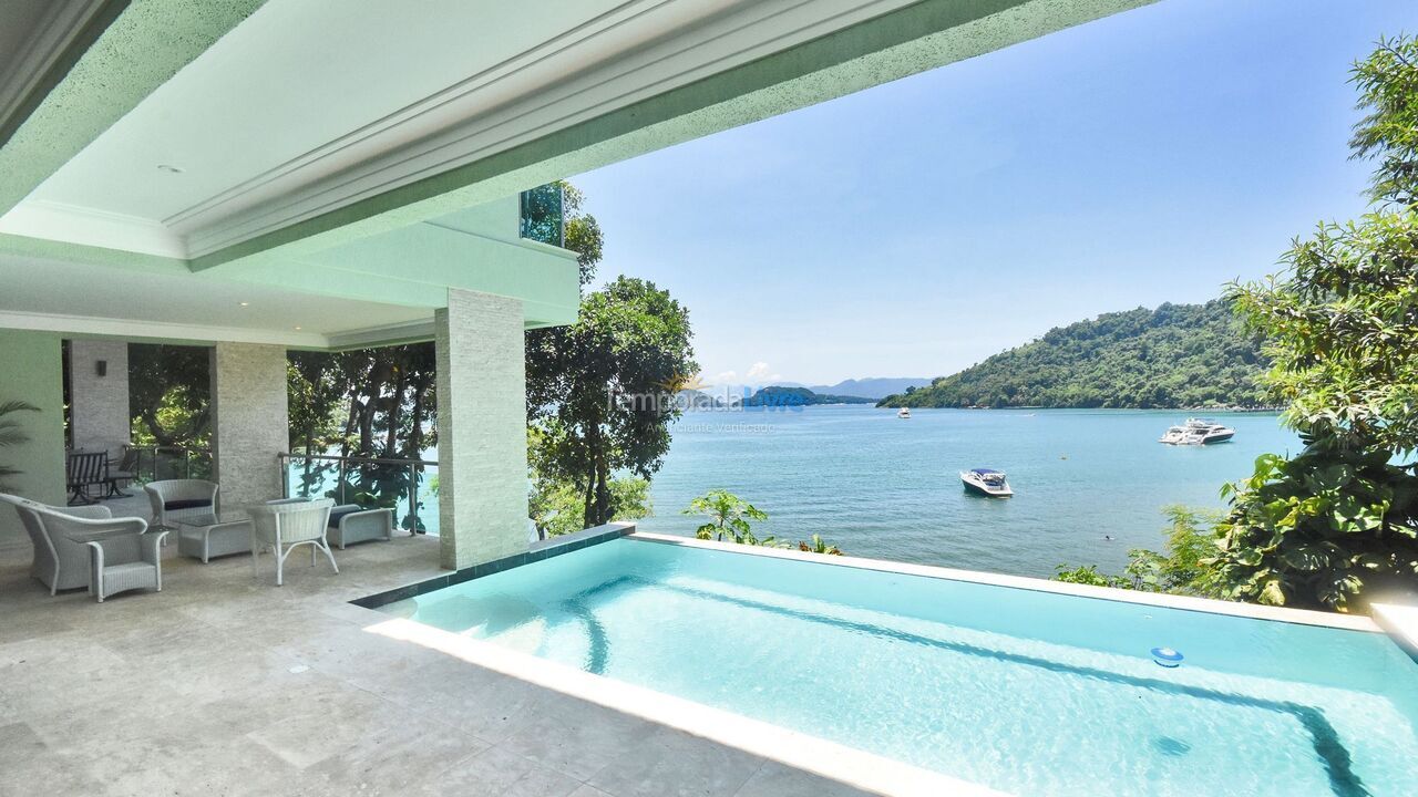 Casa para alquiler de vacaciones em Angra Dos Reis (Piraquara)