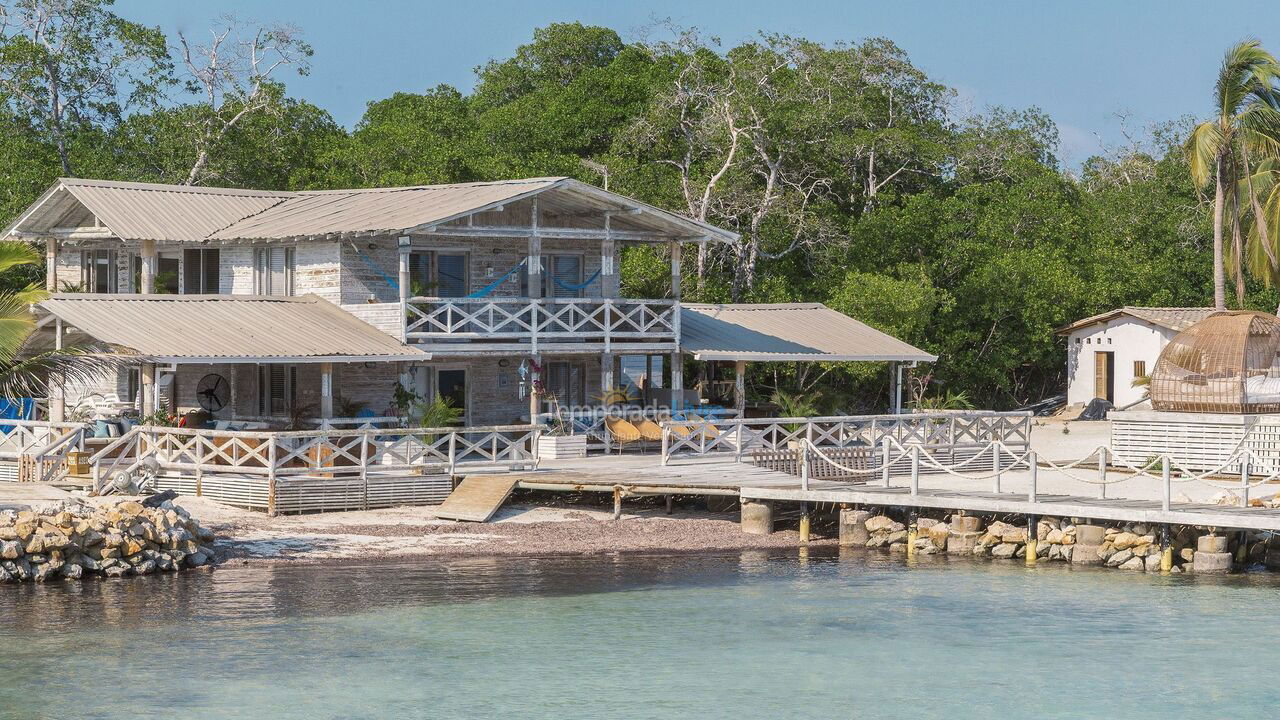 Casa para alquiler de vacaciones em Cartagena de Indias (Islas de San Bernardo)