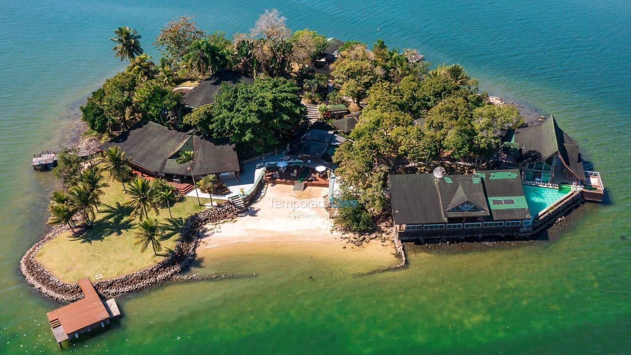 Casa para aluguel de temporada em Angra Dos Reis (Praia da Ribeira)