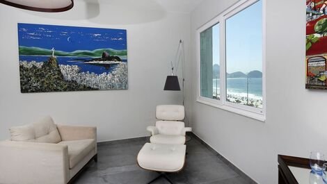 Rio032 - 3 bedroom apartment in front of Copacabana beach