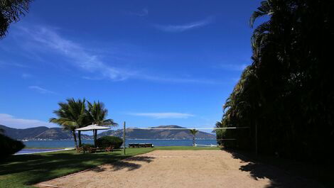 Ang027 - Casa de luxo em frente ao mar em Angra dos Reis