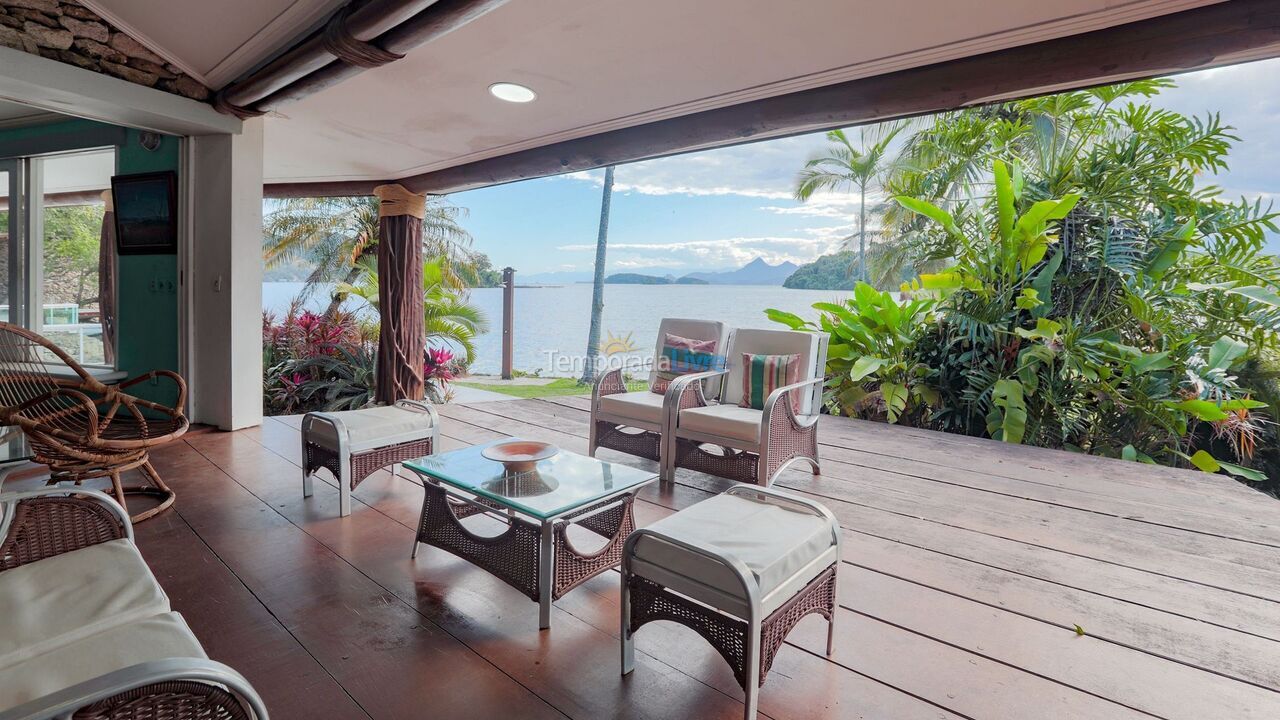 Casa para alquiler de vacaciones em Angra Dos Reis (Praia da Ribeira)