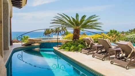 Cab020 - Incrível villa com piscina infinita em Los Cabos