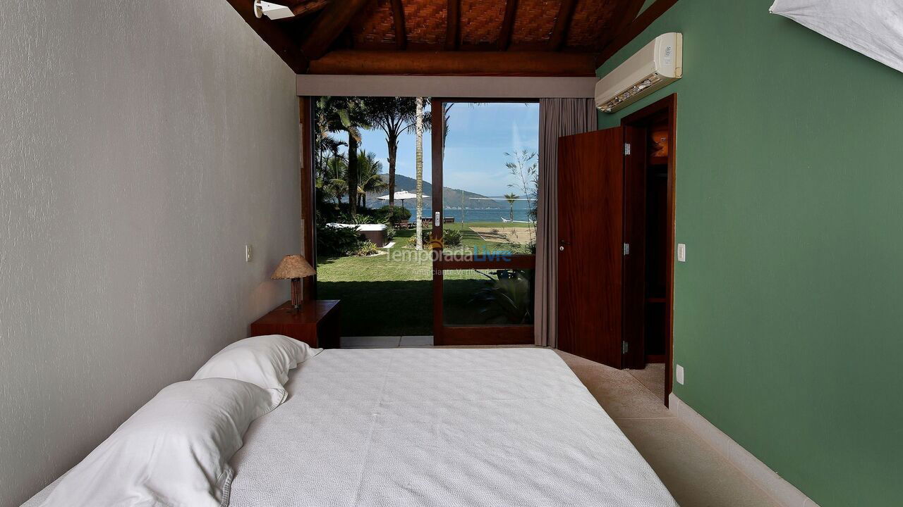 House for vacation rental in Mangaratiba (Marina)