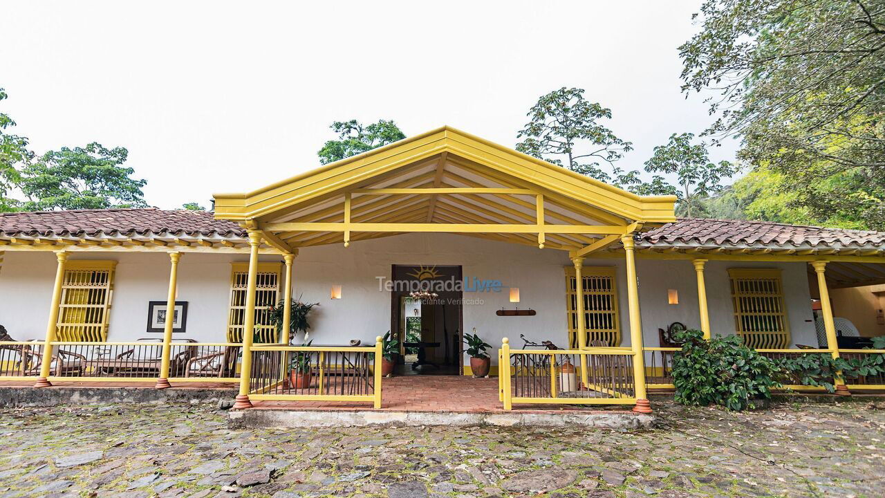 Casa para alquiler de vacaciones em Medellin (El Tesoro)