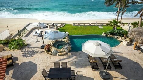 Cab007 - Beautiful 5 bedroom beachfront villa in Los Cabos