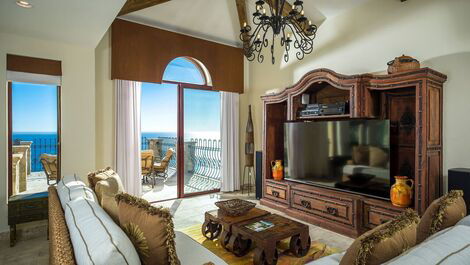 Cab008 - Luxury villa overlooking the sea in Los Cabos