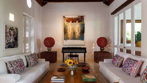 Car083 - Charming villa with pool and 3 suites in Cartagena