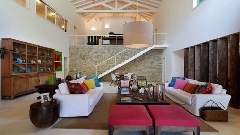 Ang021 - Luxuosa casa em Angra dos Reis