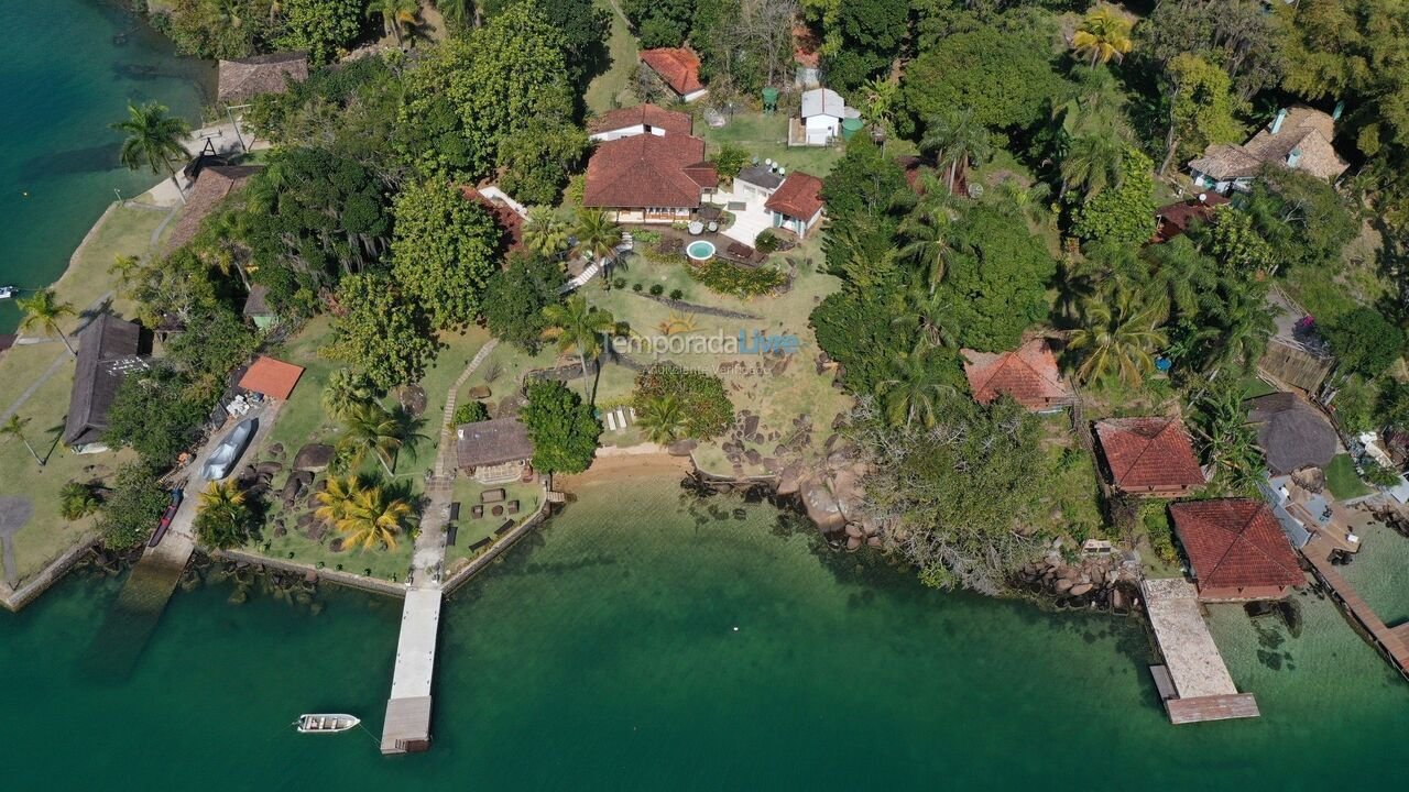 House for vacation rental in Angra dos Reis (Ilha da Caieira)