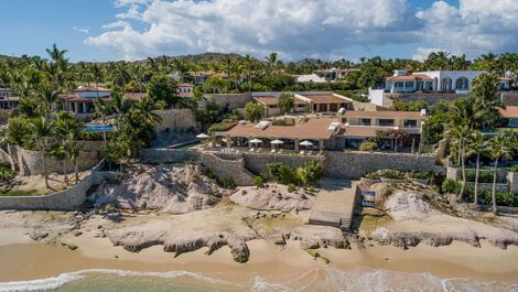 Cab026 - 5 bedroom private beach villa in Los Cabos