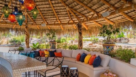 Cab012 - Hermosa villa con cómodas 7 suites en Los Cabos