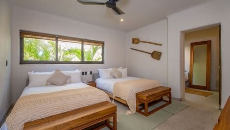 Cab022 - Beautiful 5 bedroom villa with pool in El tule