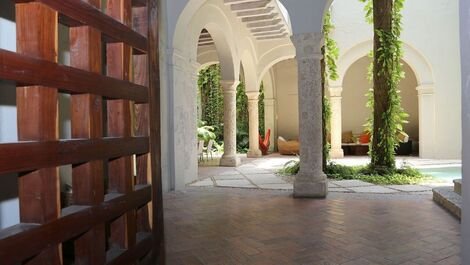 Car008 - Luxuosa villa de estilo clássico em Cartagena