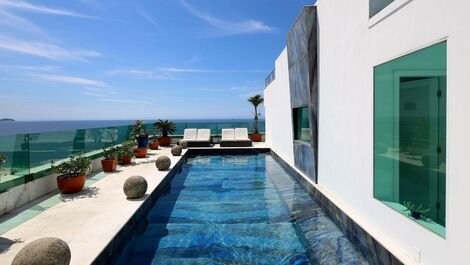 Rio047 - Luxury penthouse of 5 suites facing the sea in Copacabana