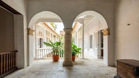 Car005 - Charmosa villa clássica em Cartagena