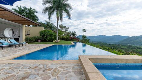 Anp029 - Encantadora casa de 4 suites en Mesa de Yeguas