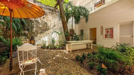 Car043 - Colonial house in Cartagena with 4 bedrooms