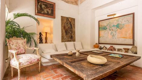 Car043 - Colonial house in Cartagena with 4 bedrooms