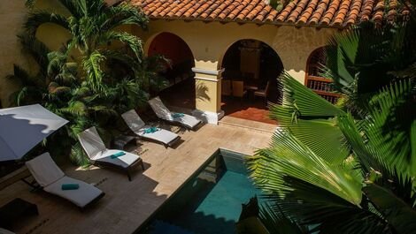 Car056 - Charming colonial house of 7 bedrooms in Cartagena