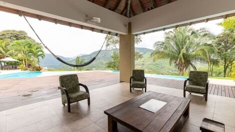 Anp052 - Maravilhosa mansão com piscina em Mesa de Yeguas