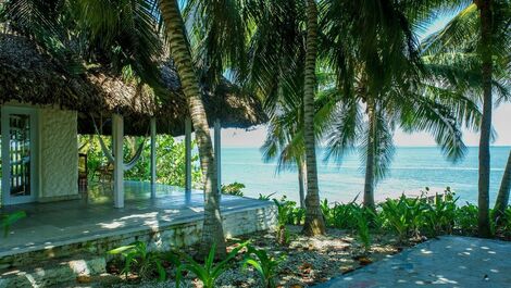 Car123 - Charming house in front of the sea in the Rosario Islands