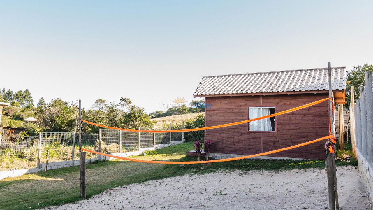 Casa para aluguel de temporada em Imbituba (Praia do Rosa)