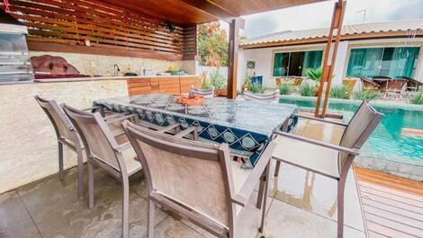 Excellent house 6/4 - Cond. Paradise - Close to the beach