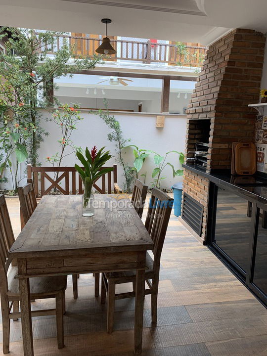 Casa para aluguel de temporada em São Sebastião (Juquehy)