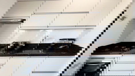 DUPLEX PENTHOUSE WITH 03 SUITES