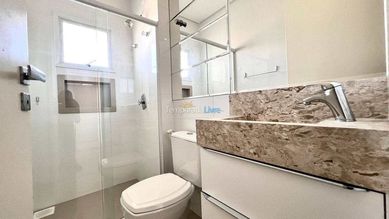 Apartment for vacation rental in Bombinhas (Canto Grande)