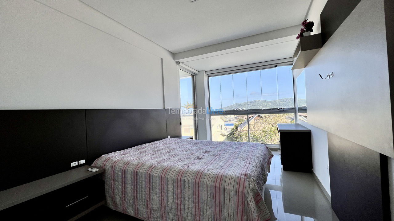 Apartment for vacation rental in Bombinhas (Canto Grande)